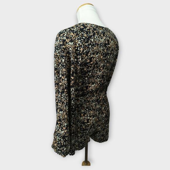 Womens Free People Deep V Front Tie Sash Black Flowered Romper Size XS - Picture 3 of 9